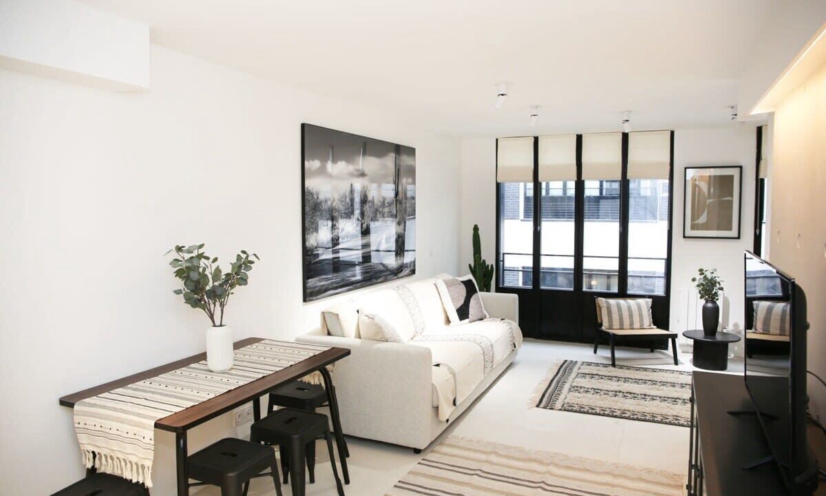Photo of Livingroom in Quartier Saint-Ambroise