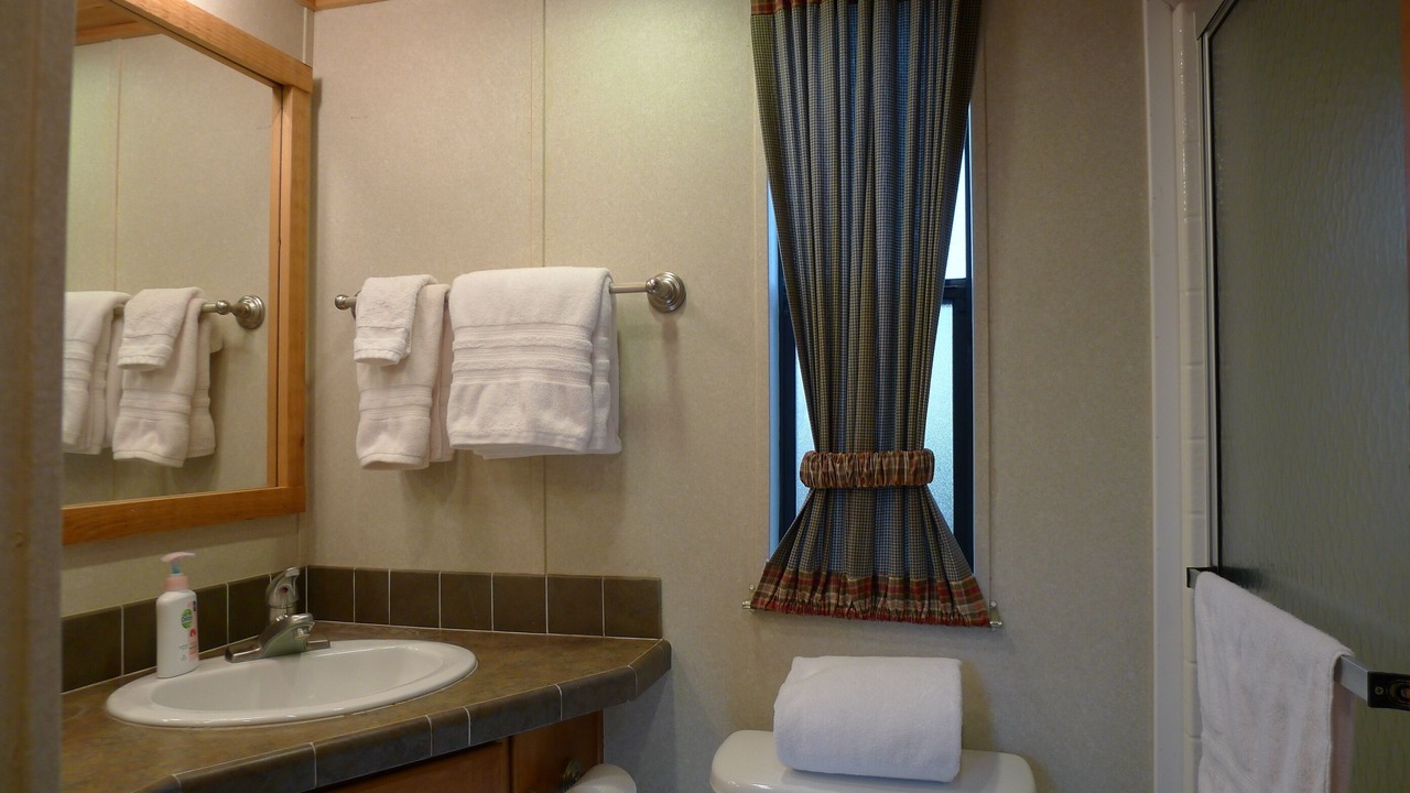 Photo of Bathroom in Far North Central