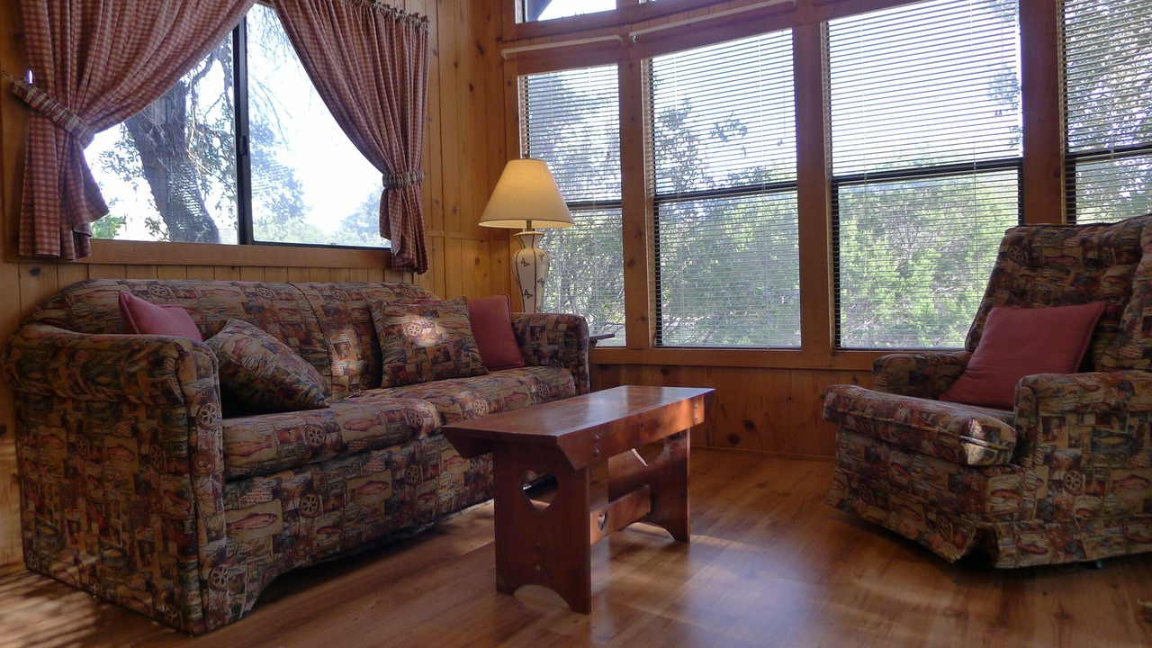 Photo of Livingroom in Far North Central