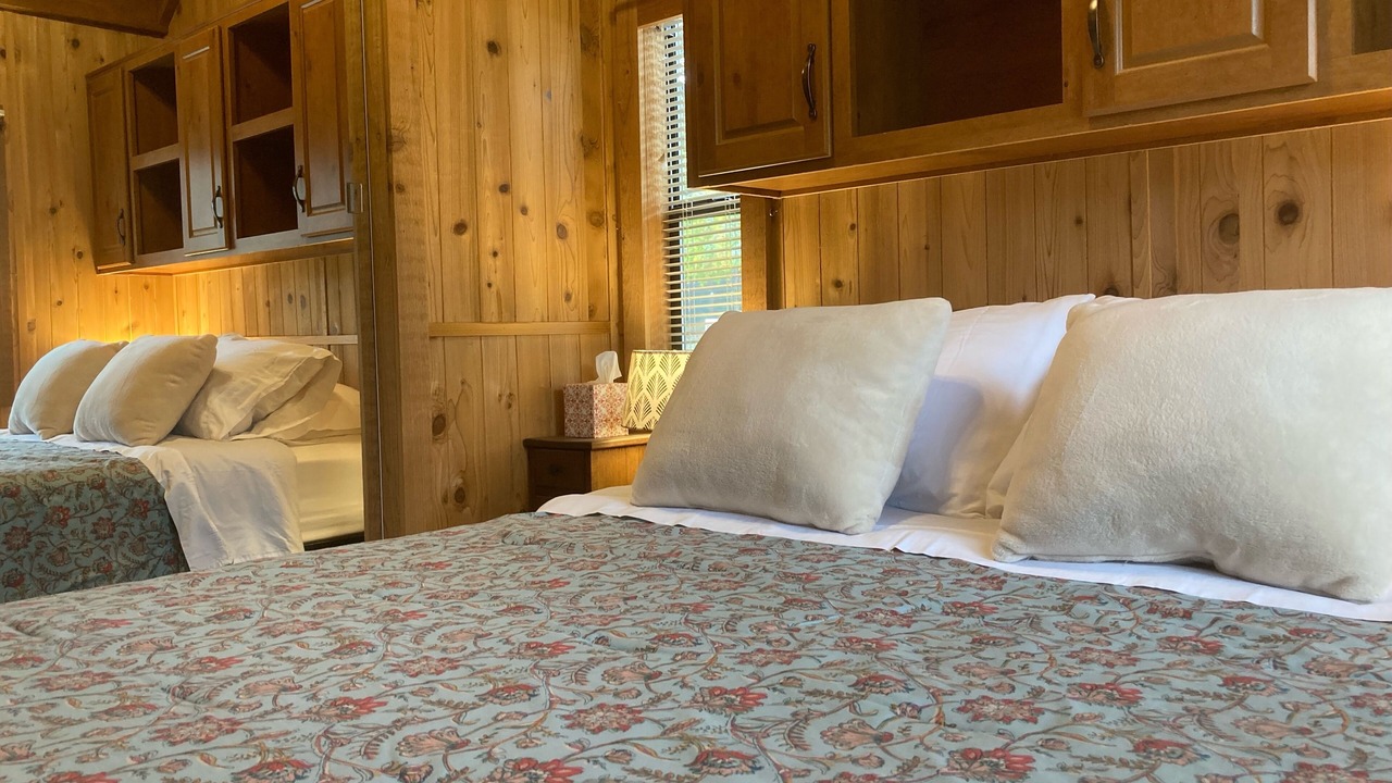 Photo of Bedroom in Far North Central
