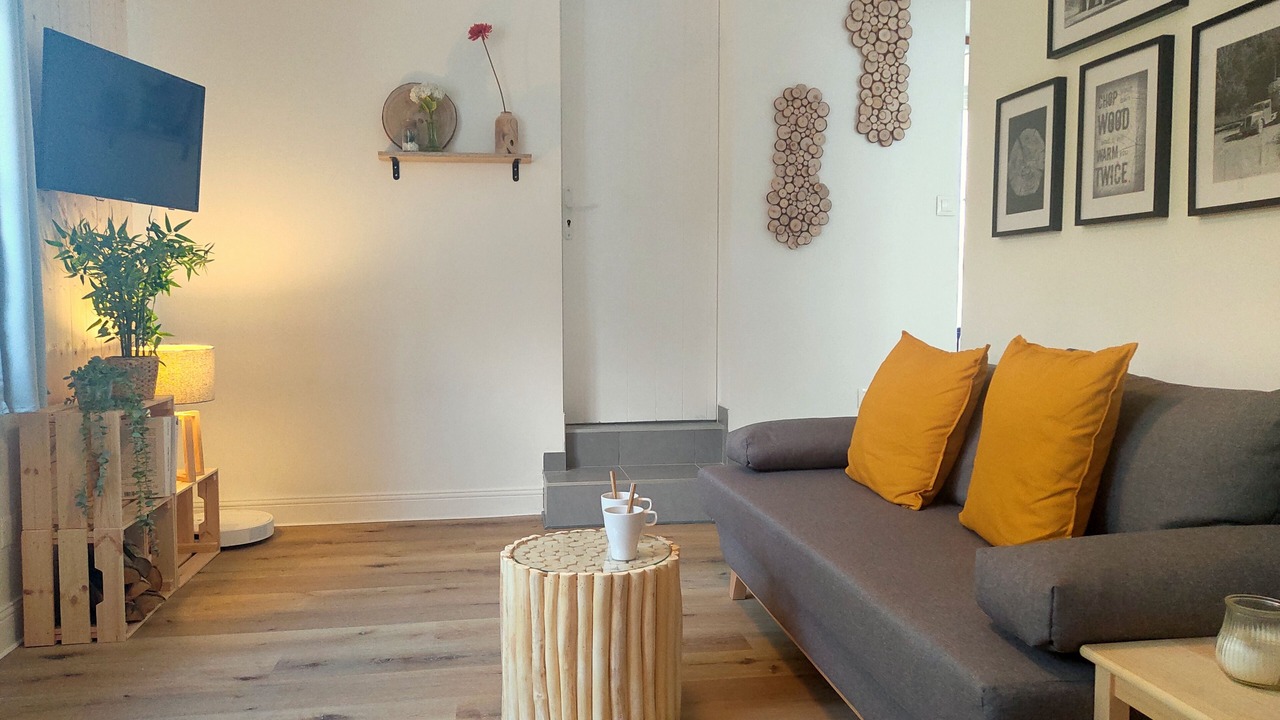 Photo of Livingroom in Les Capucins-Saint-Germain