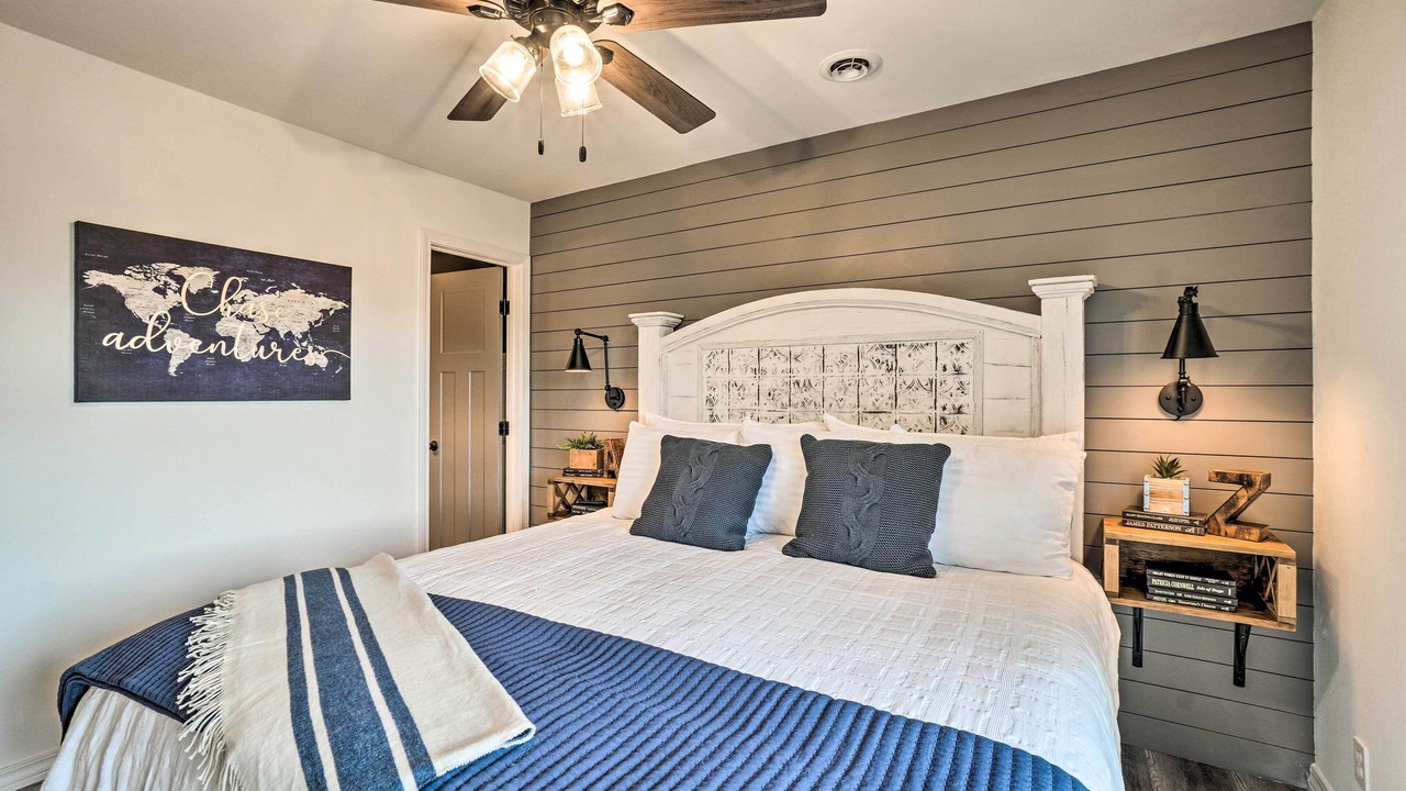 Photo of Others in Notch Estates