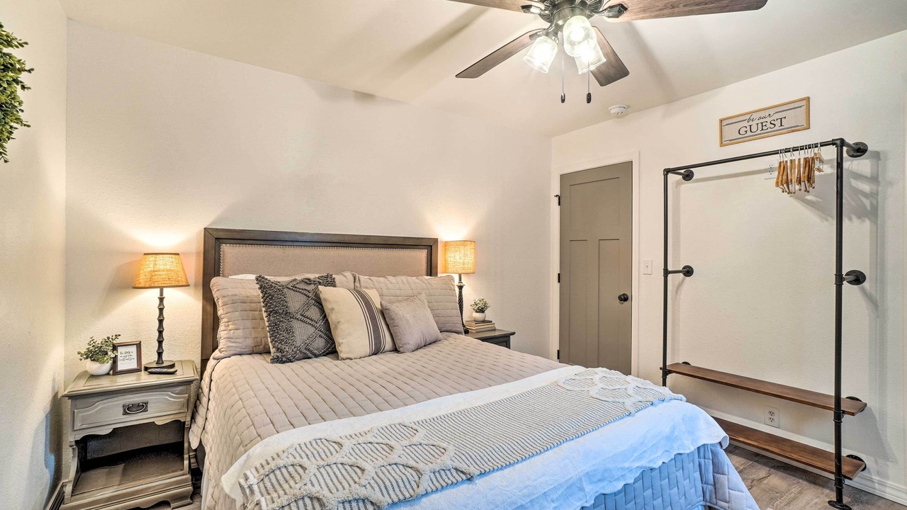 Photo of Others in Notch Estates