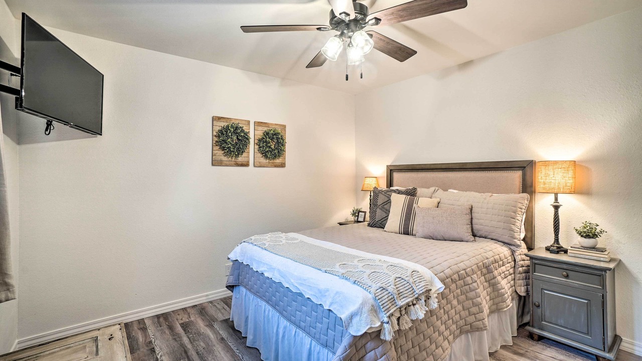 Photo of Others in Notch Estates