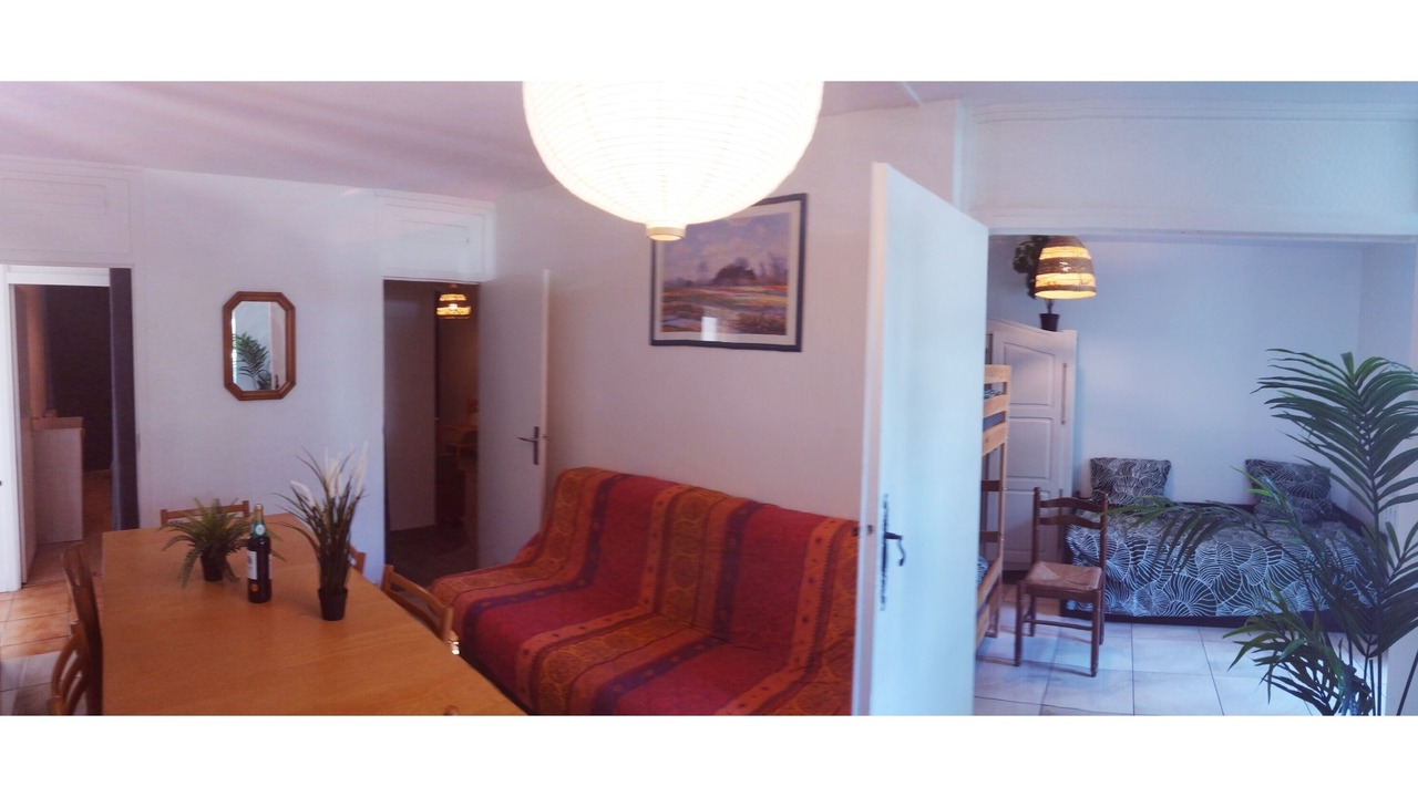 Photo of Livingroom in Santy - La Plaine