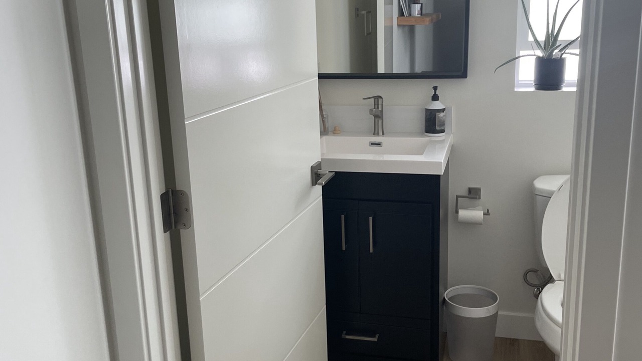 Photo of Bathroom in Sherman Oaks