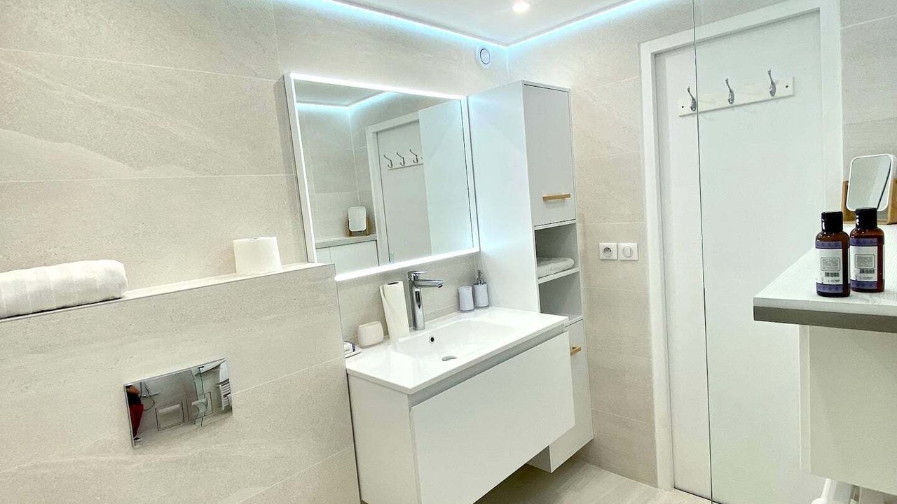 Photo of Bathroom in Fabron