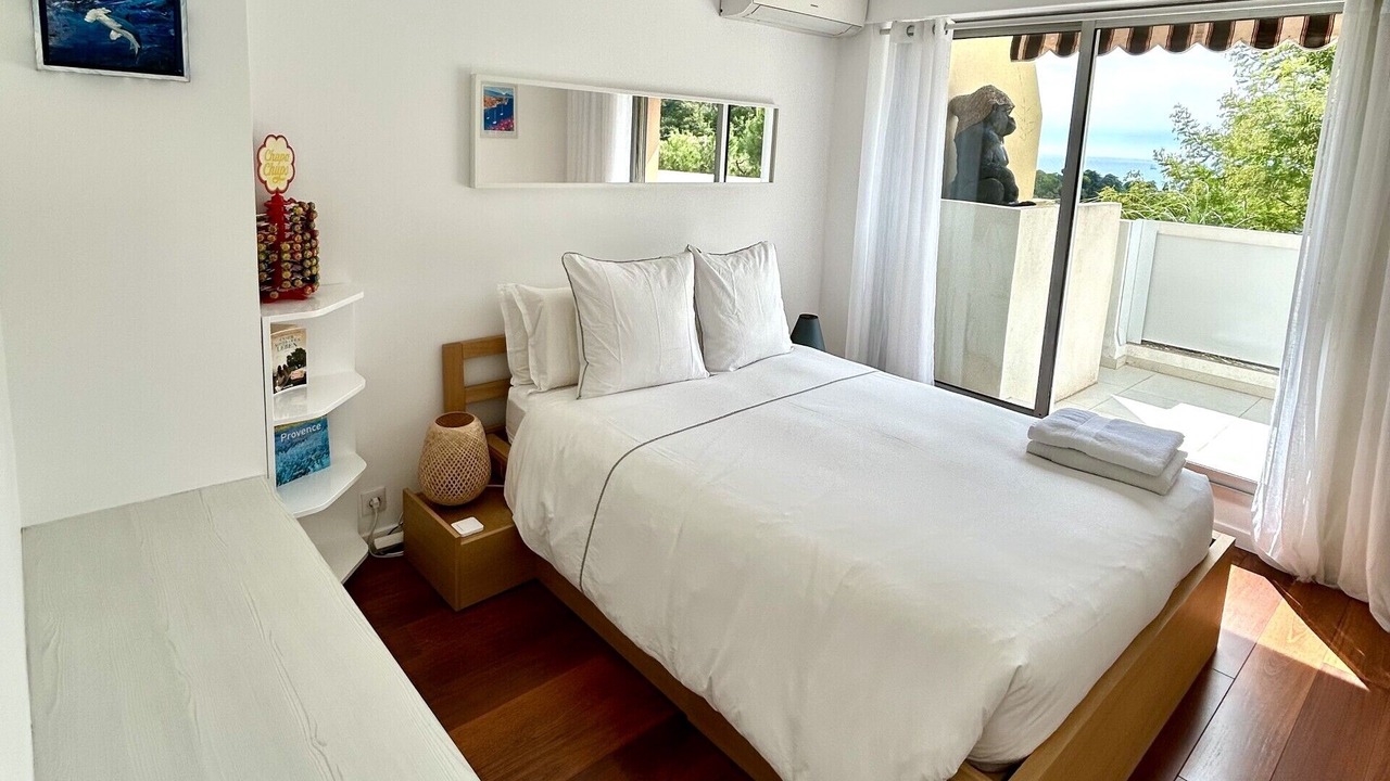 Photo of Bedroom in Fabron