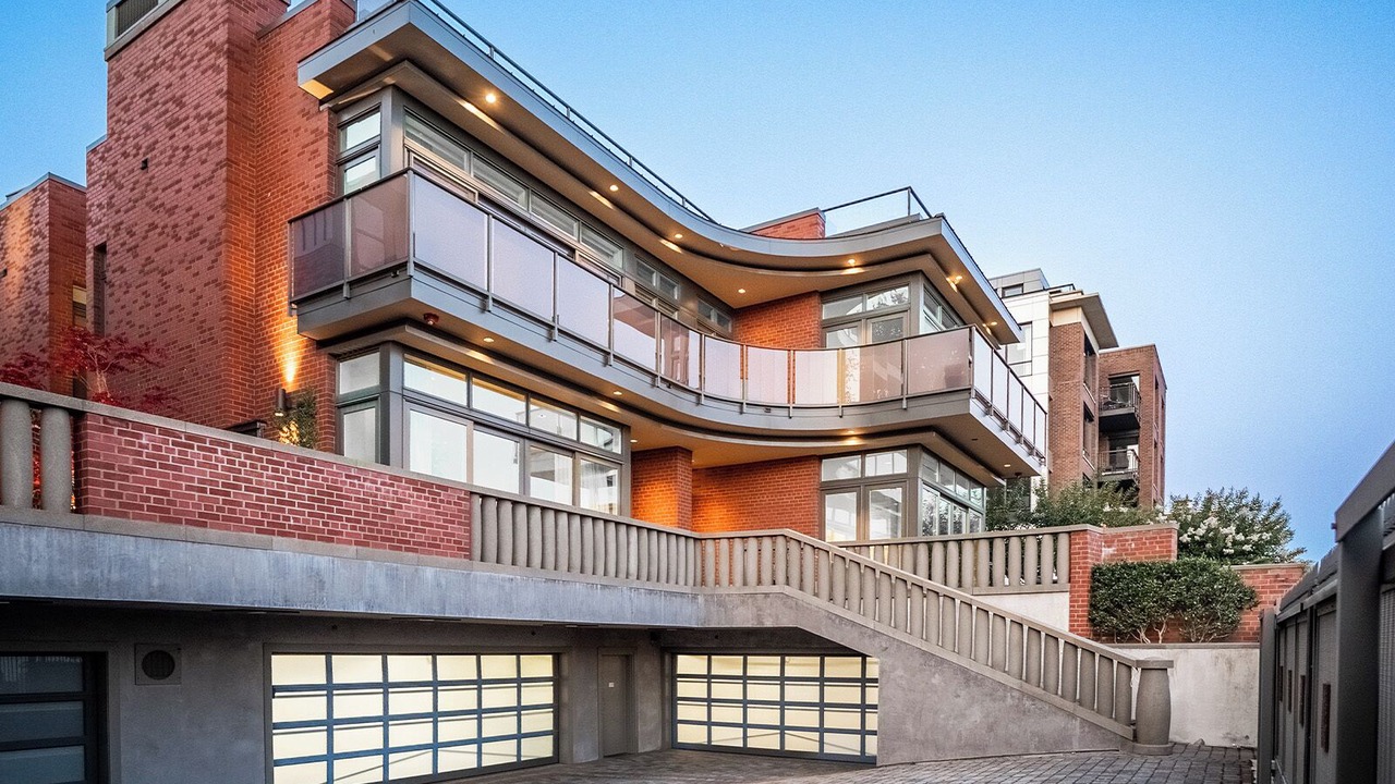 Photo of Outdoor in Lower Queen Anne