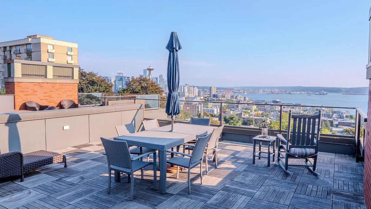 Photo of Outdoor in Lower Queen Anne