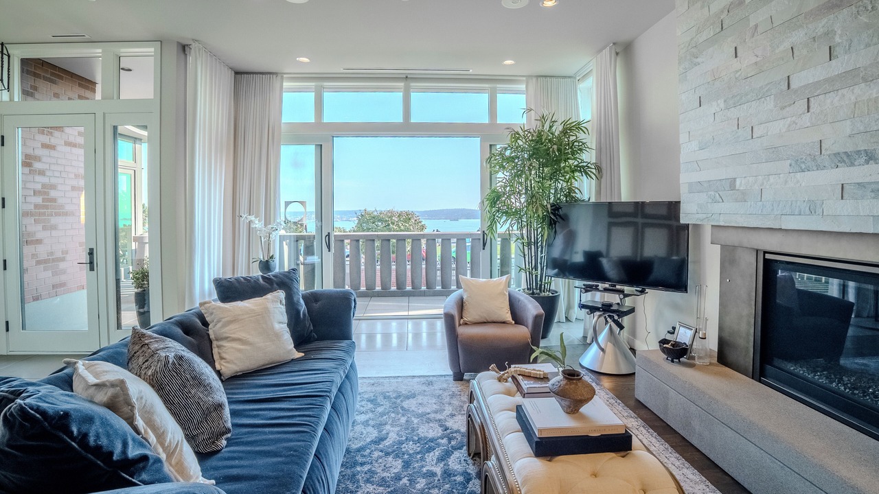 Photo of Livingroom in Lower Queen Anne