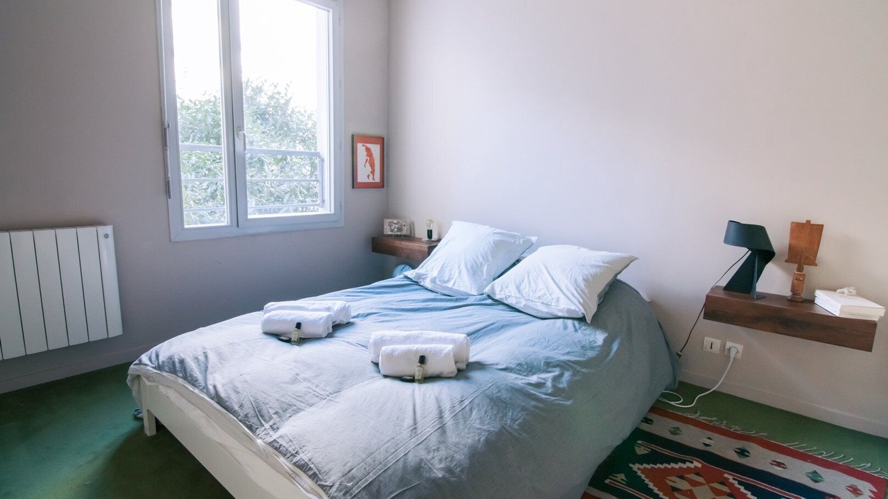 Photo of Bedroom in Combat