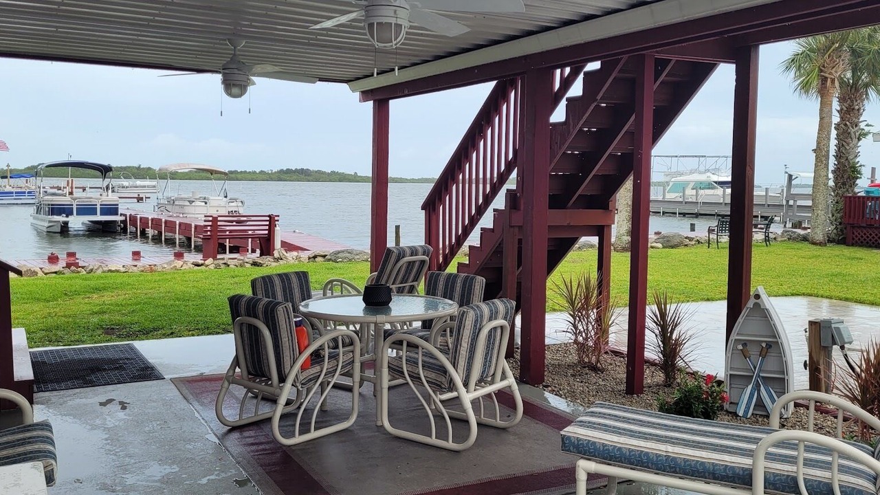 Photo of Outdoor in Oak Hill