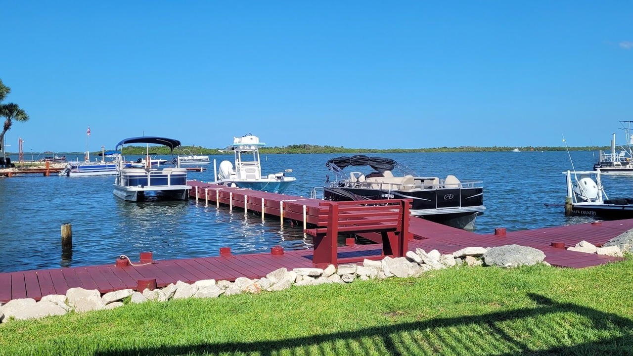 Photo of Others in Oak Hill