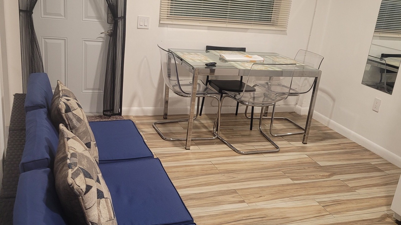 Photo of Livingroom in West Little Havana
