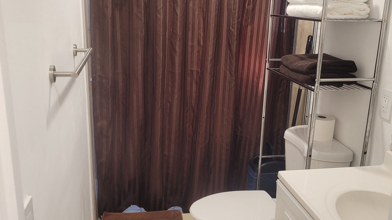 Photo of Bathroom in West Little Havana