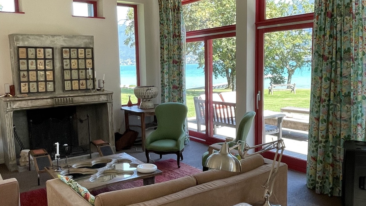 Photo of Livingroom in Cessenaz