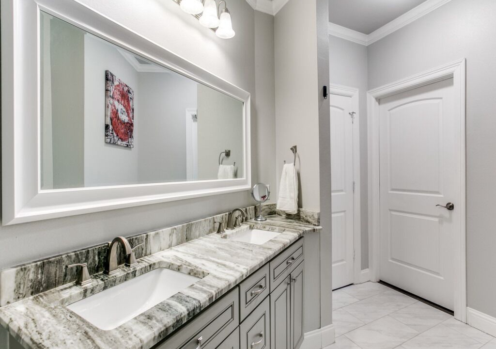Photo of Bathroom in Grapevine