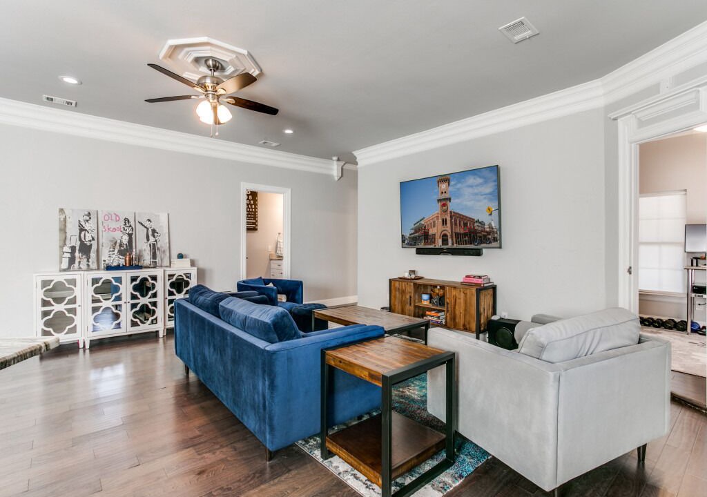 Photo of Livingroom in Grapevine