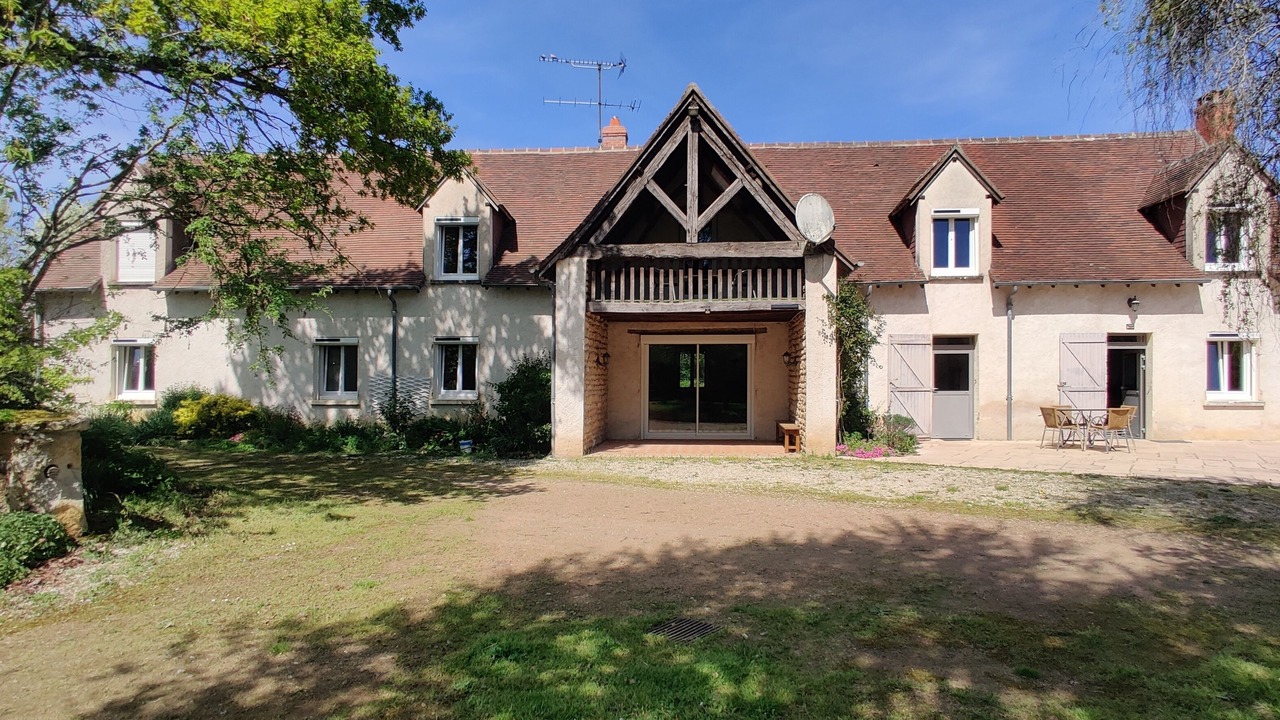 Photo of Outdoor in Thevet-Saint-Julien