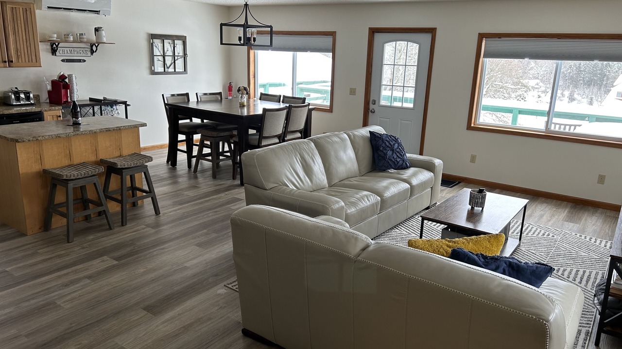 Photo of Livingroom in Ellicottville