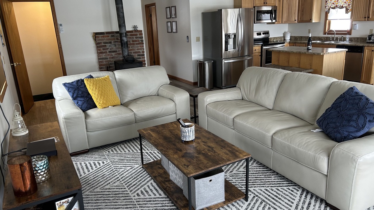 Photo of Livingroom in Ellicottville