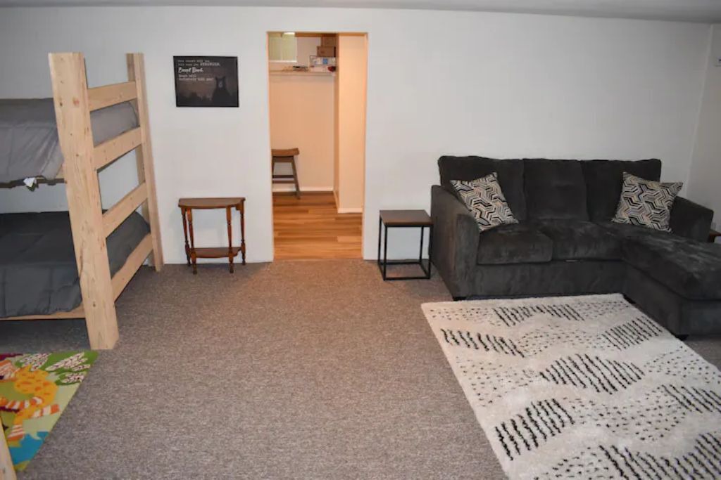 Photo of Livingroom in Ellicottville