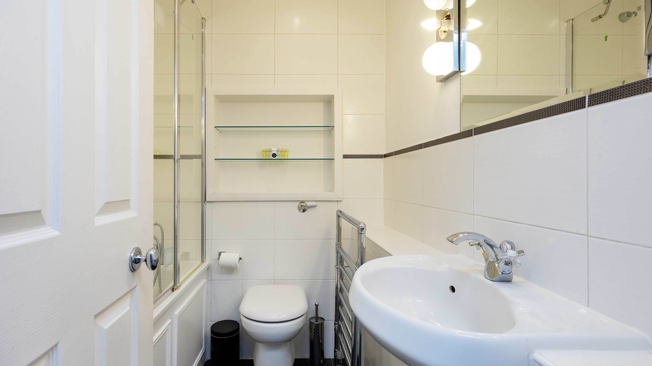 Photo of Bathroom in Bryanston and Dorset Square