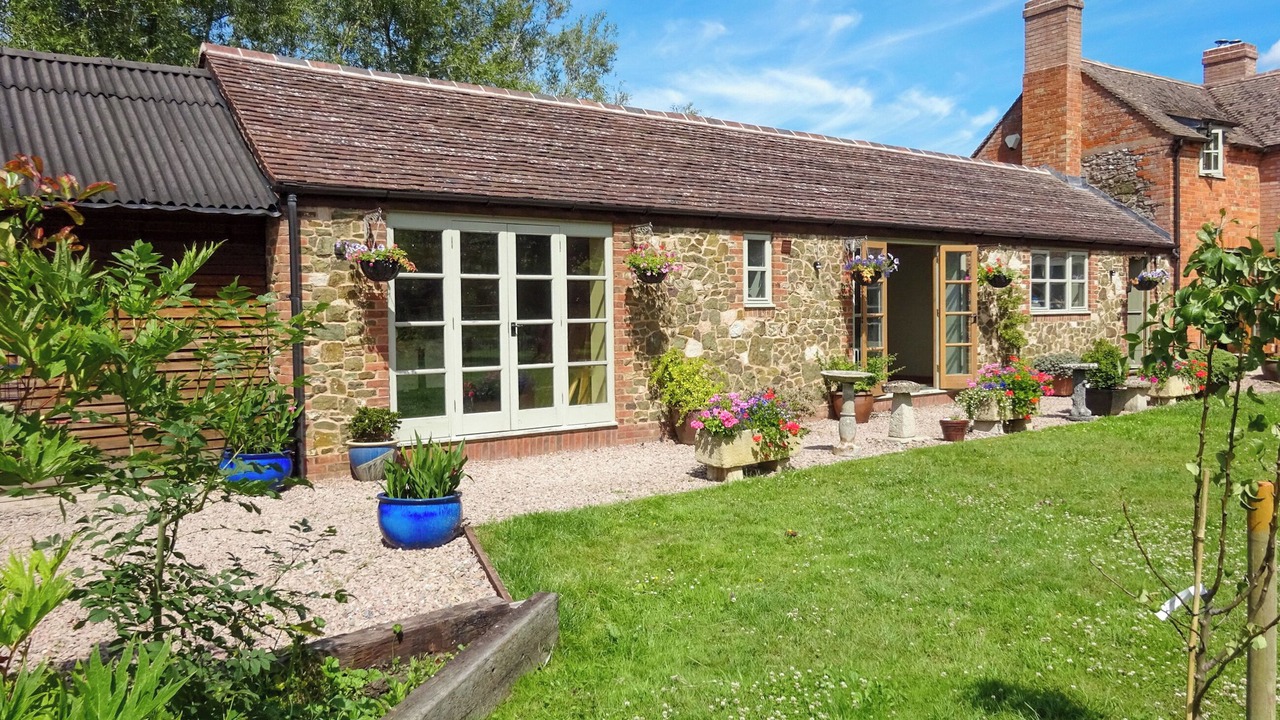 Photo of Others in Moreton