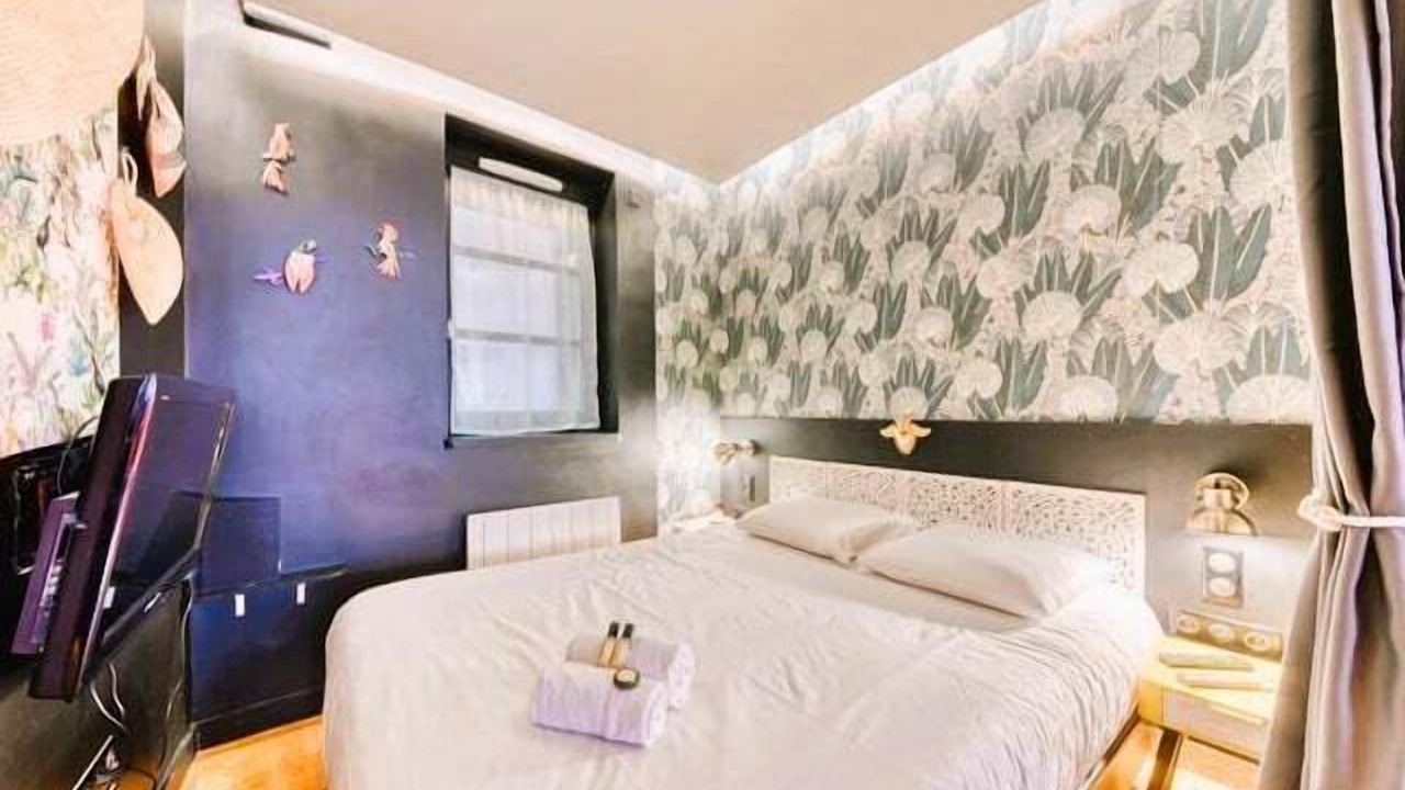 Photo of Bedroom in Terreaux - Bat d'argent