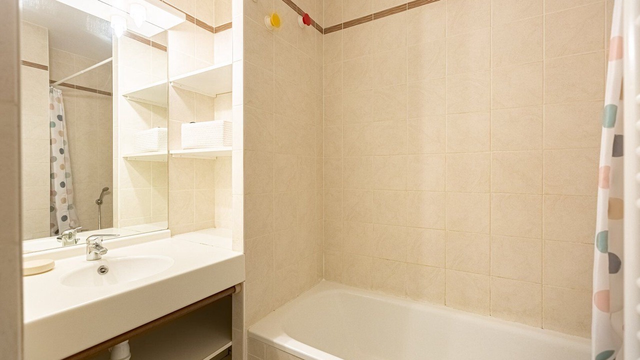 Photo of Bathroom in Chartrons