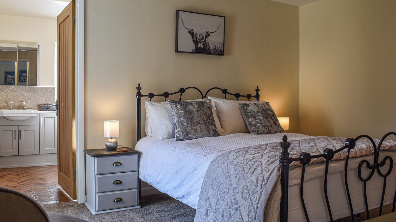 Photo of Others in Blackwell in the Peak