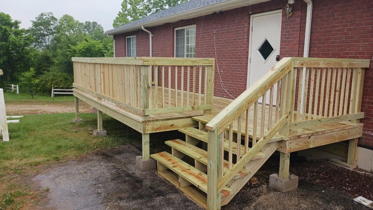 Photo of Patio Balcony in Lesterville
