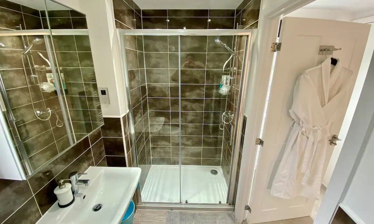 Photo of Bathroom in Hoylandswaine