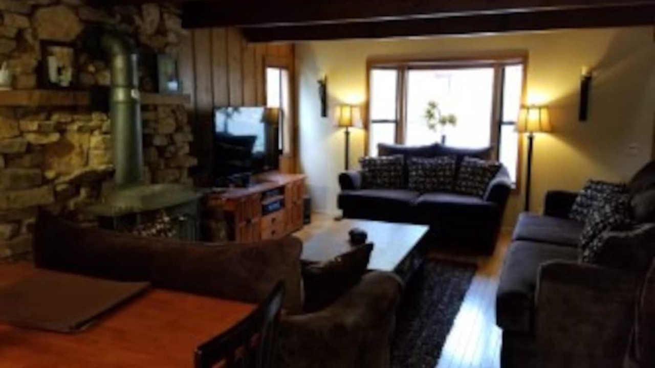 Photo of Livingroom in Montgomery Estates