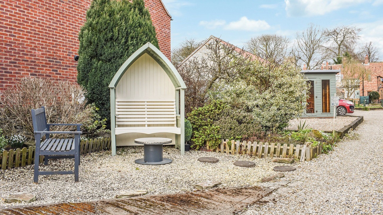 Photo of Outdoor in Pickering