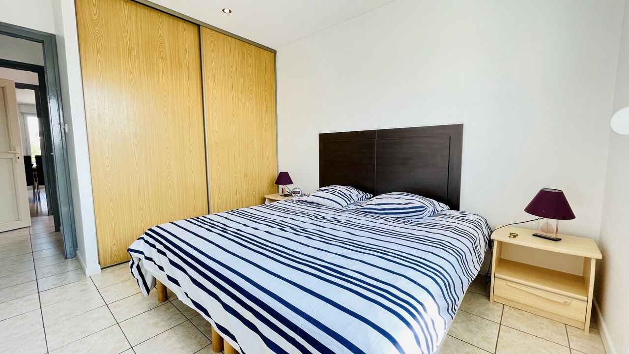 Photo of Bedroom in Forges-les-Bains