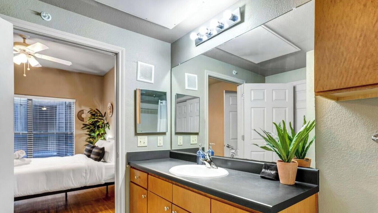 Photo of Bathroom in West Campus