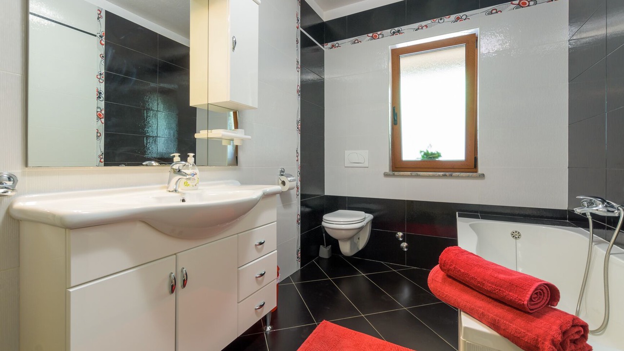 Photo of Bathroom in Novaki Motovunski