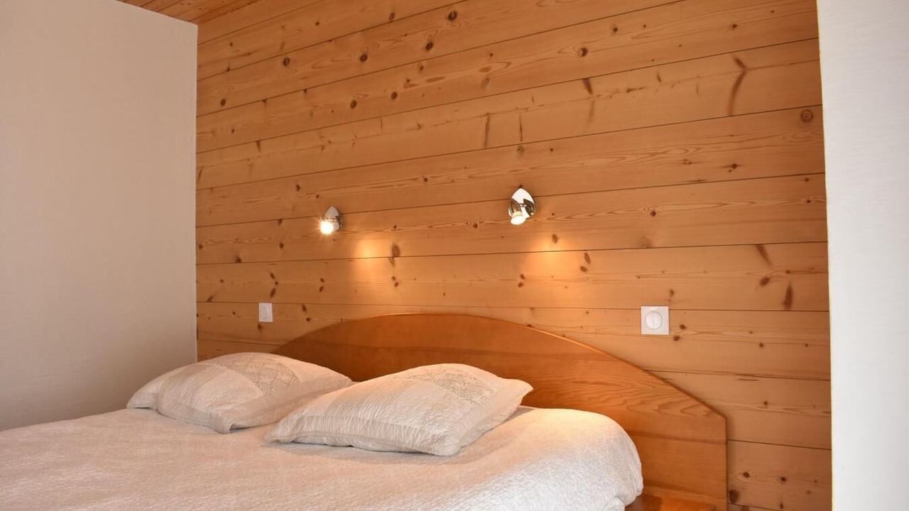 Photo of Bedroom in Meribel Centre