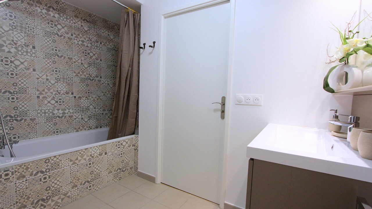 Photo of Bathroom in Serris