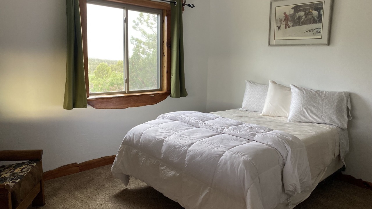 Photo of Bedroom in Timberon