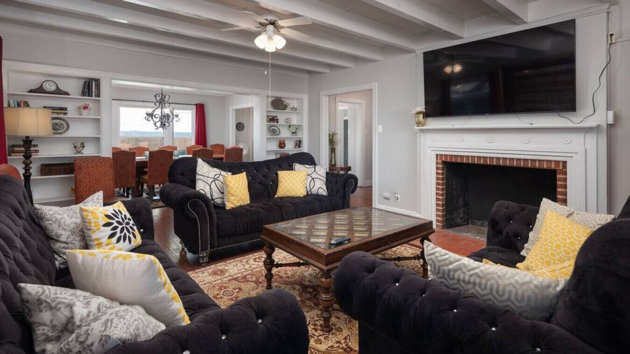 Photo of Livingroom in Fort Worth
