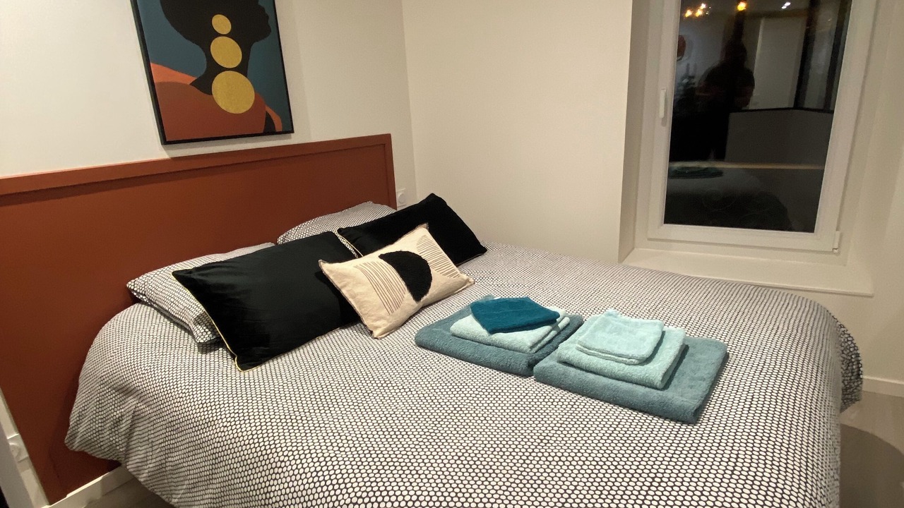 Photo of Bedroom in Aix-les-Bains City Center
