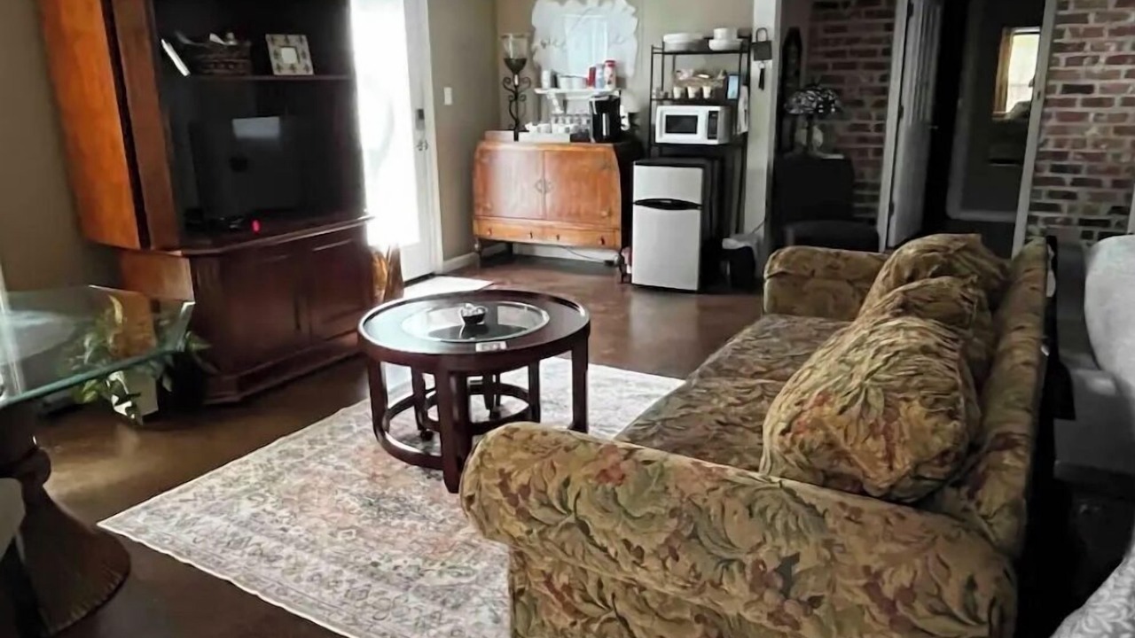 Photo of Livingroom in Prairieville