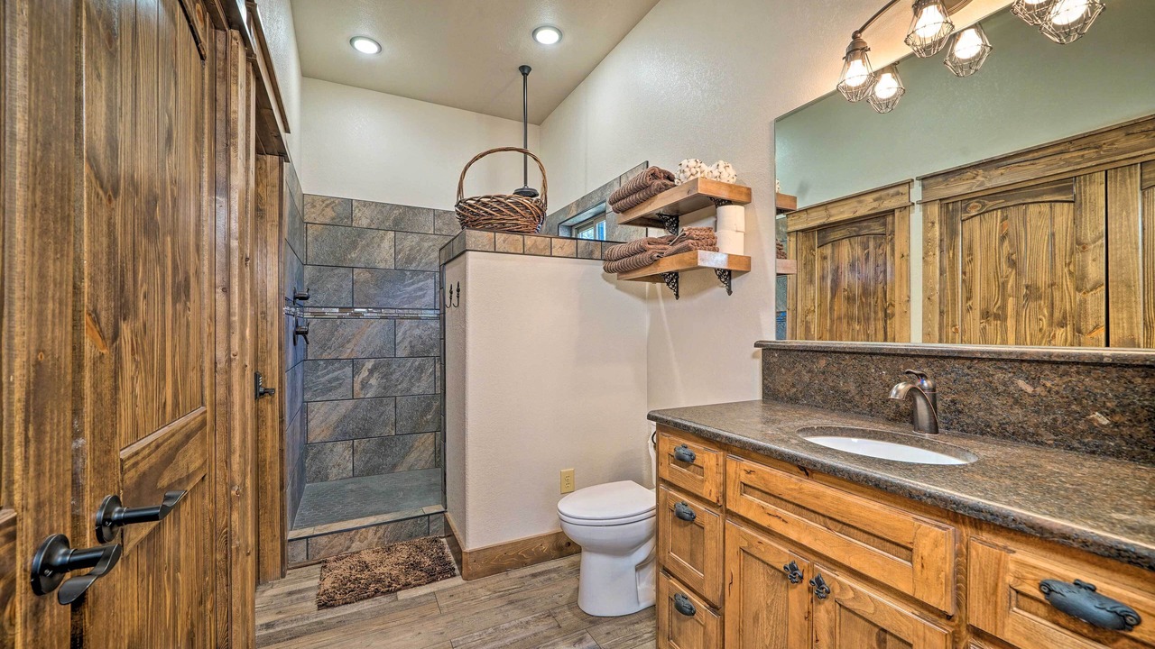 Photo of Bathroom in Whitesboro