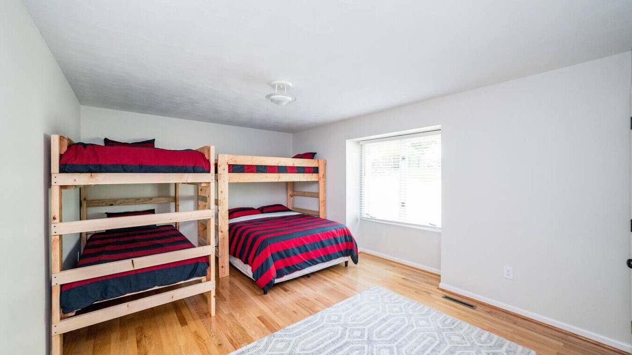 Photo of Bedroom in North Shore