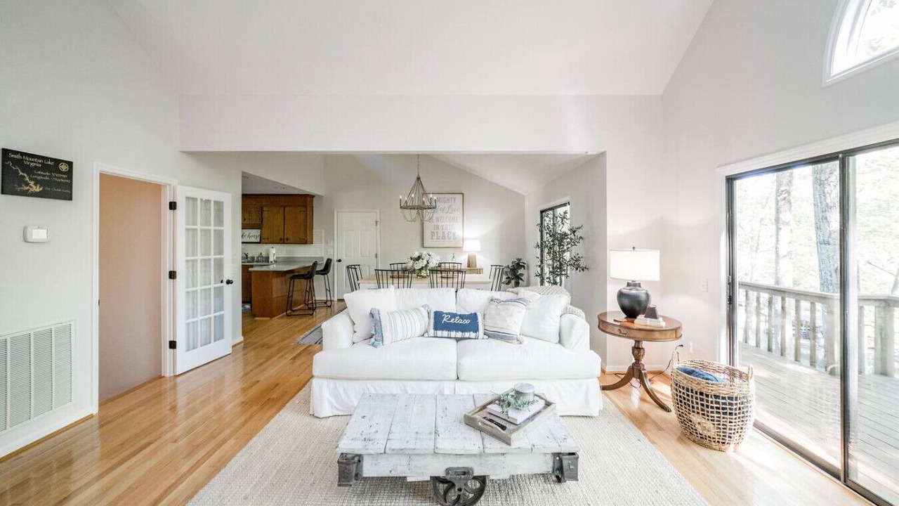 Photo of Livingroom in North Shore