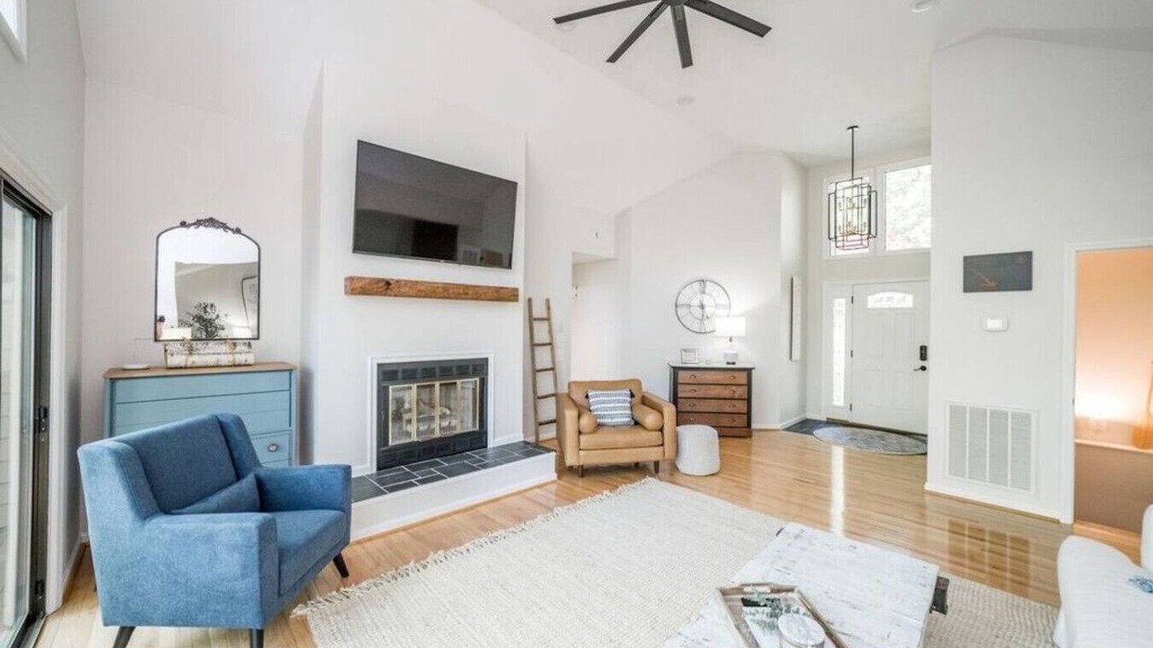 Photo of Livingroom in North Shore