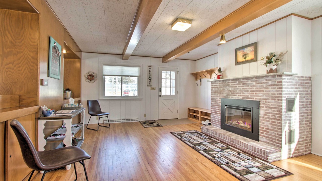 Photo of Livingroom in Postville